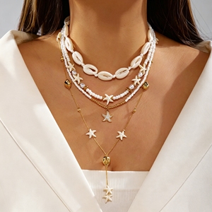 Collier Evan multicouche bohème avec coquillages et étoiles de mer - Colliers superposés romantiques pour femmes, perles d'imitation, pour les vacances d'été à la plage - Product Image 2