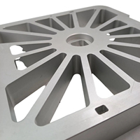 Pièces en aluminium de haute qualité et haute précision usinées par CNC, services d'usinage CNC en laiton et acier inoxydable, pièces OEM