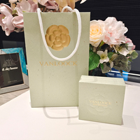 Ensemble d'emballage de bijoux de luxe personnalisé, boîte cadeau en papier écologique, sac de shopping et chiffon de nettoyage pour bijoux avec logo