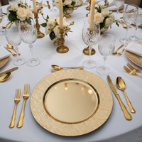 Assiettes de Présentation de Luxe en Plastique PP de 13 Pouces, Vente Directe Usine, Motif Personnalisé, Durables et Réutilisables pour Mariages et Fêtes d'Anniversaire