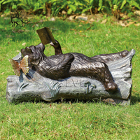 BLVE extérieur jardin décoratif métal Animal Statue fonte Bronze suspendu singe Sculpture