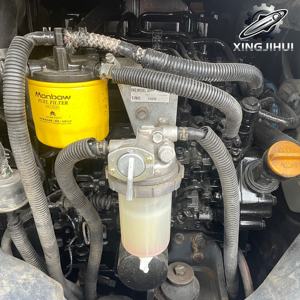 Excavatrice sur chenilles Komatsu 30 d'occasion, marque japonaise d'origine, 3 tonnes, petite taille - Product Image 4