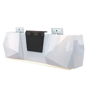 Professionelle individuelle besondere Form Büro Kasse Theke tisch einzigartig Salon Rezeption Tisch Kleidung Laden Kassenarbeitsplatz