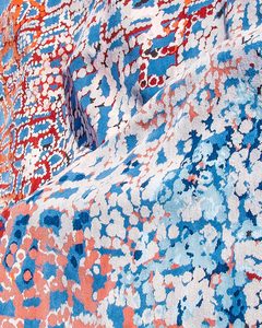 Tapis contemporains tuftés à la main en laine de Nouvelle-Zélande avec texture abstraite artistique pour des intérieurs modernes et élégants - Product Image 2