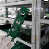 Service de prototypage de circuits imprimés (PCB) et de montage de circuits imprimés (PCBA) SMT, circuits imprimés multicouches FR4 à demi-trous, origine Chine, modèle OEM pour l'électronique industrielle