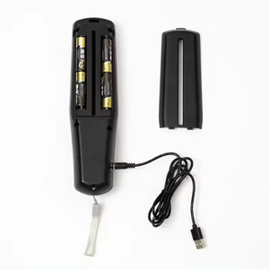 Tragbarer <span class=keywords><strong>Mini</strong></span>-<span class=keywords><strong>USB</strong></span>-Akten vernichter mit Streifen schnitt und <10 Blatt/Zerkleinerung kapazität Handheld Electric für den Heim-und Büro gebrauch - Product Image 5