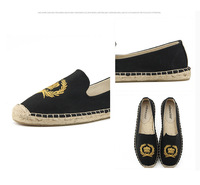 Espadrilles d'été pour femmes, chaussures fantaisie pour chaton brodées à la main, avec semelles basses et semelles en chanvre, 2022