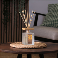 Coffret Cadeau de Luxe AIKUN, Huile Essentielle Sans BPA Personnalisée, Aromathérapie, Bougie Parfumée à la Soja, Ambiance Calme et Confortable, Ensemble de Diffuseur à Roseaux
