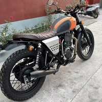 Scrambler 400 classique : Moto à essence d'occasion monocylindre refroidie par huile avec ABS