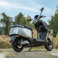 Sepeda Motor Listrik Tiga Kecepatan dengan Gigi Mundur R, 1500W Brushless 72V20Ah, Lampu LED Tunggal, Jangkauan 50km/jam