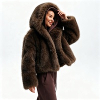 Veste d'hiver à capuche en fausse fourrure pour femme Zeyu, manteau court ample et chaud en fausse fourrure, manteau décontracté pour le quotidien, manteaux en fausse fourrure écologiques pour femme ODM