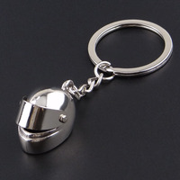 Porte-clés stéréo en métal pour casque de moto, avec logo personnalisé, breloques pendentifs pour souvenirs touristiques et cadeaux promotionnels