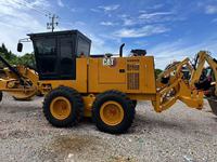 Niveleuse hydraulique Caterpillar 140H d'occasion, 90% NEUVE, modèle 2024, 14 tonnes, type à roues, moteur 200KW, 1000 heures, à vendre à Shanghai