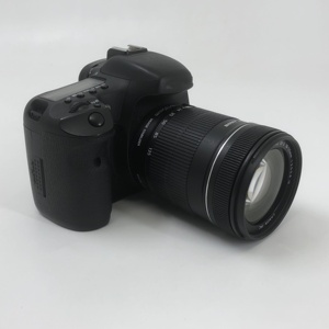 Appareil photo reflex numérique <span class=keywords><strong>Canon</strong></span> <span class=keywords><strong>7D</strong></span> + objectif 18-135 IS d'occasion, vidéo 1080P, capteur CMOS APS-C 18MP, appareil photo <span class=keywords><strong>Canon</strong></span> <span class=keywords><strong>7D</strong></span> entièrement fonctionnel. - Product Image 2