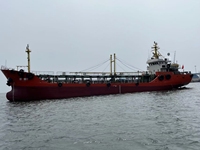 À vendre : Barge à double coque en acier Honghai 616 de 9 300 tonnes / Cabine de pilotage avant / Rampe avant 2012