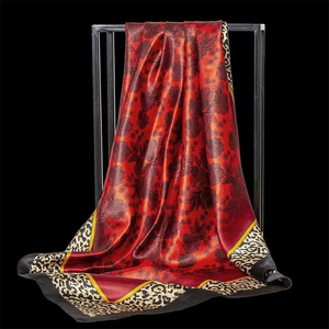 Sciarpe all'ingrosso Design naturale moda Cina con il nuovo tessuto 90x90 Cm Shinny <span class=keywords><strong>sciarpa</strong></span> di seta per donna musulmana - Product Image 1