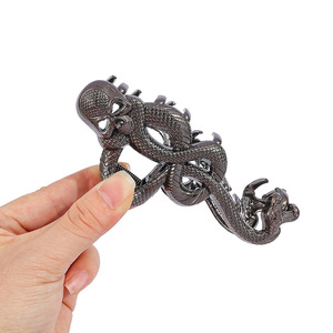 Yuxi Nouvelle Pince à Cheveux en Alliage Manglisseur de Mort Universal Studios pour Photos et Accessoires de Costume, Pinces Requin - Product Image 6