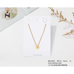 Collana in Acciaio Inossidabile con Ciondolo a Forma di Lettera G 12x14cm, Gioiello alla Moda - Product Image 2