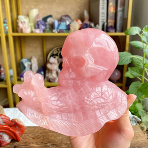 Cuarzo Rosa Natural Pulido, Pieza Tallada Única en Venta - Product Image 2