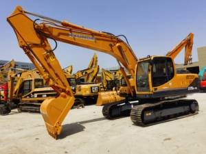 Excavadora Hyundai 220LC-9S Usada en Venta, 22 Toneladas, Hidráulica, Coreana, en Oferta - Product Image 5