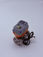 Vanne à boisseau sphérique électrique à bride en acier inoxydable radiant, 2/3 voies, port en T/L, pour applications industrielles OEM, étanchéité EPDM/PTFE, PN16/25