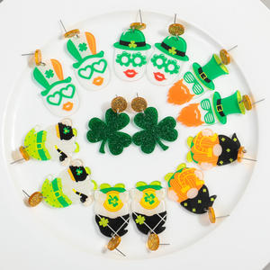 Venta al por mayor de accesorios para el Día de San Patricio colgante verde creativo Oktoberfest máscara <span class=keywords><strong>enano</strong></span> hierba de la suerte trébol brillo acrílico pendiente - Product Image 3