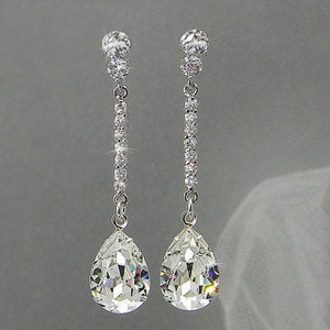 Orecchini a goccia a forma di pera per donna, gioielli eleganti e scintillanti per le orecchie - Product Image 1