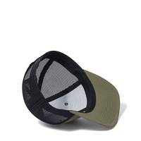 Casquettes Trucker OEM Personnalisées Hip Hop pour l'extérieur et la plage, en tissu éponge, avec logo brodé 3D, calotte haute, dos en maille, coupe profonde, pour grandes têtes XXL