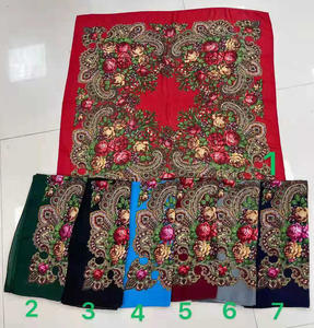 Fabricant de foulards de tête vendus à chaud châles 80*80cm imprimé de fleurs femmes polyester carré <span class=keywords><strong>Ukraine</strong></span> foulards russes - Product Image 1