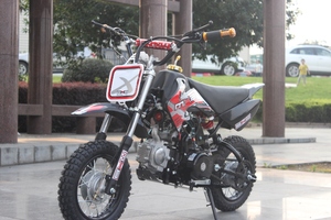 Vente flash - Moto tout-terrain pour enfants de <span class=keywords><strong>125</strong></span> cm3 à 4 temps, <span class=keywords><strong>mini</strong></span> moto tout-terrain pour débutants, moto de <span class=keywords><strong>motocross</strong></span> à essence sécurisée - Product Image 3
