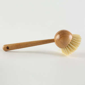 Brosse de nettoyage de vaisselle écologique en bambou avec poils en sisal pour casseroles, poêles et assiettes - Product Image 3