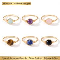 Bague artisanale en fil d'or entouré de pierres naturelles, style bohème, pierres de guérison, empilable, ajustable, pour femme, 24 options de pierres