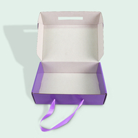 Échantillon gratuit, boîte d'emballage en carton ondulé pour cosmétiques, couleur violette, logo personnalisé, boîte d'expédition, boîte en papier avec poignée en ruban