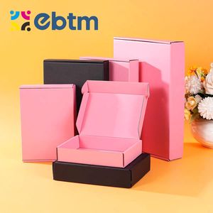 कस्टम आकार हार्ड नालीदार कार्डबोर्ड प्रिंटिंग ब्लैक पेपर मेलर डाक डिलीवरी शिपिंग पैकेजिंग बॉक्स लोगो पैकेजिंग के साथ - Product Image 1