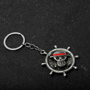 Porte-clés Anime en gros, rotatif, One Piece, pour voiture, en métal, cadeau créatif, en stock - Product Image 4