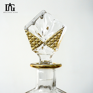 Nhà Cung Cấp 2024 Whiskey New Độc Đáo Vàng Brim Whiskey Decanter Pha Lê Whiskey Decanter Với Mạ Vàng - Product Image 5