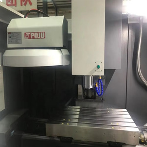 Centre d'usinage vertical pour fraisage des métaux VMC1062LD 3 axes Machine <span class=keywords><strong>VMC</strong></span> avec contrôleur CNC GSK SIEMENS 802D et FANUC - Product Image 2