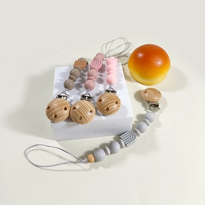 Chaîne de sucette en gros pour bébé, en silicone de qualité alimentaire, sans BPA, sans PVC, avec perles, support de sucette pour bébé facile à saisir - Product Image 3
