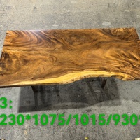 Grande table de salle à manger d'art de table en bois de noyer