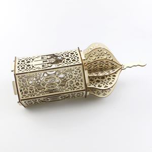 Kit Lanterna in Legno Incisa al Laser - Set Fai-da-Te per Decorazioni Natalizie e Artigianato - Product Image 5