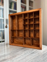 Étagère murale en bois en promotion, vitrine en bois brûlé, boîte de présentation en bois pour objets de collection