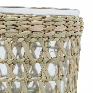 Jarra de vidrio tejida a mano con funda de algas marinas, portavelas de cilindro de Metal con logotipo personalizable para decoración del hogar y artículos para beber - Product Image 1