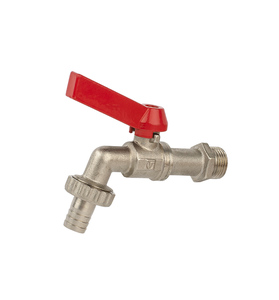 Fábrica de China precio barato 1/2 tamaño latón bibcock grifo de agua - Product Image 1