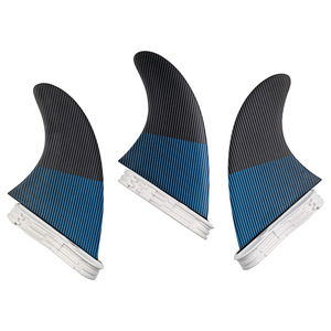Ensemble de 3 ailerons de planche de surf UPSURF Honeycomb FCS2 Double Tab Noir Rayures Bleues - Product Image 2