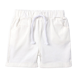 Ensemble de vêtements pour enfants, chemise à manches courtes à motifs de feuilles d'été et pantalon court blanc, vêtements décontractés pour garçons, vente chaude, provenant de Chine - Product Image 3