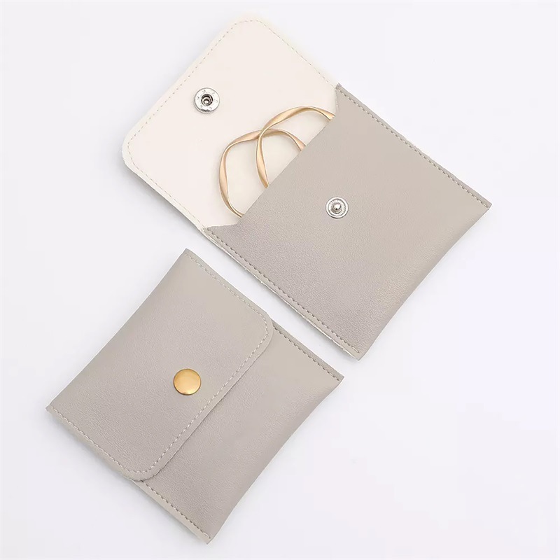 Gris beige#13)