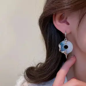 China fenglong jade pendant earrings fashion retro temperament earrings simple personality light luxury earrings