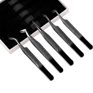 Pince à épiler pour cils en acier inoxydable à pointe fine DANTRIC IMPLANTS, durable, style moderne et tendance pour une épilation précise - Product Image 4