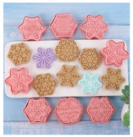 YJ merveilleux personnalisé noël dessin animé flocon de neige biscuit moule 3D pressage sucre retournement outil de cuisson Fondant emporte-pièces