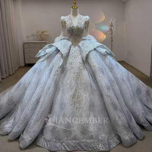 Robe de mariée de bal JJ121, magnifique, bleu, col en V, broderie florale en cristal, manches longues - Product Image 1